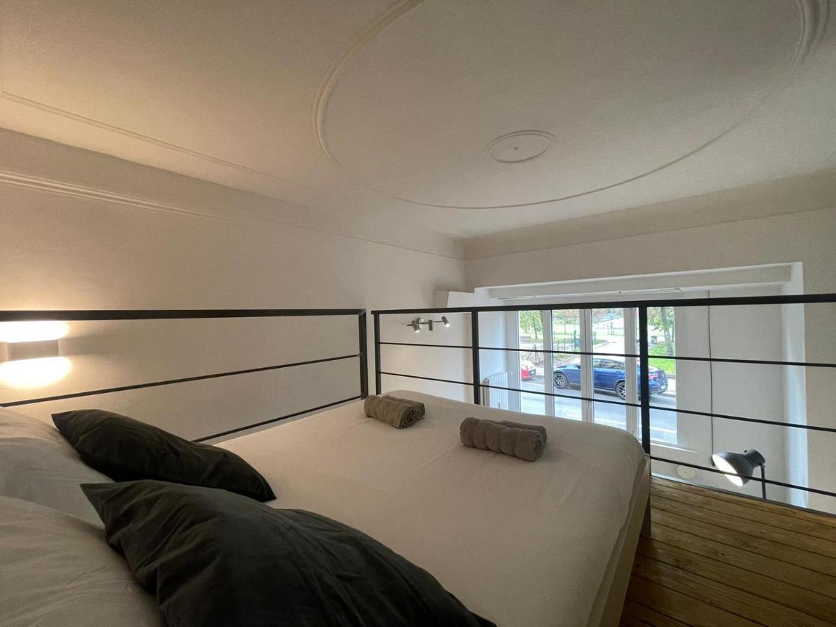 Navigli Design Loft - 7 Stops From Duomo, Ac, Netflix Apartamento Milão Exterior foto